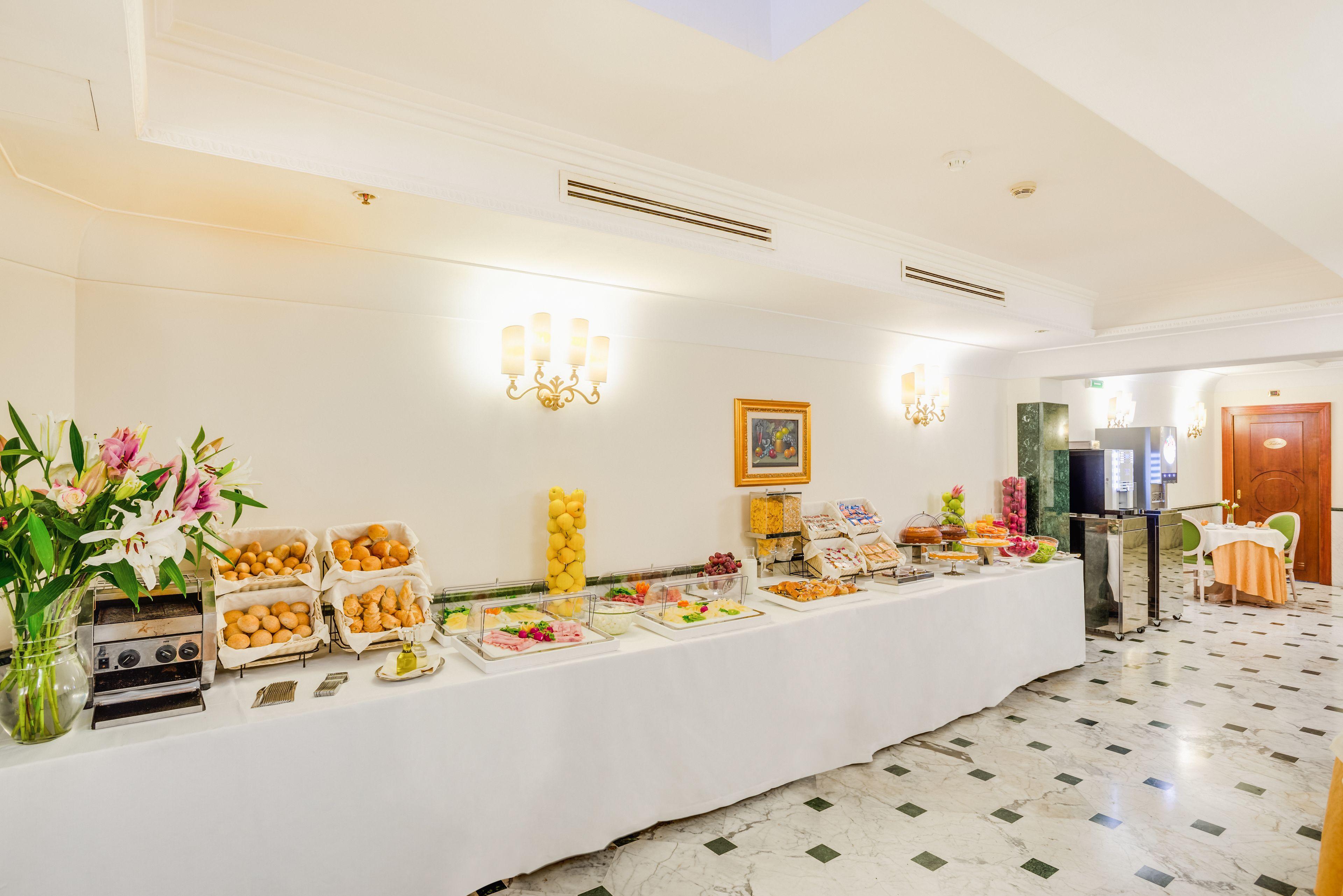 Raeli Hotel Regio — Photos 1